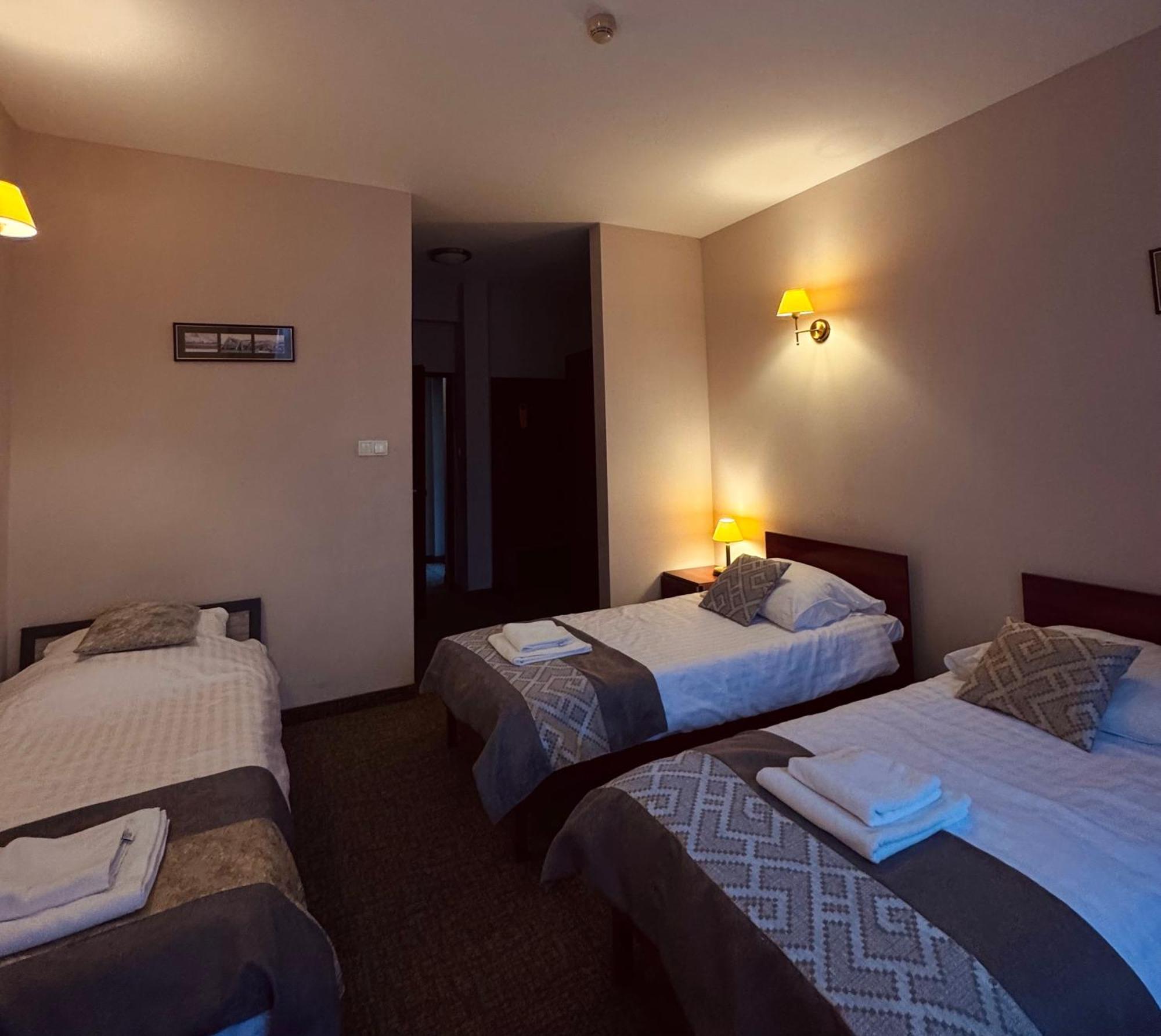 Hotel Kameralny Kielce Esterno foto