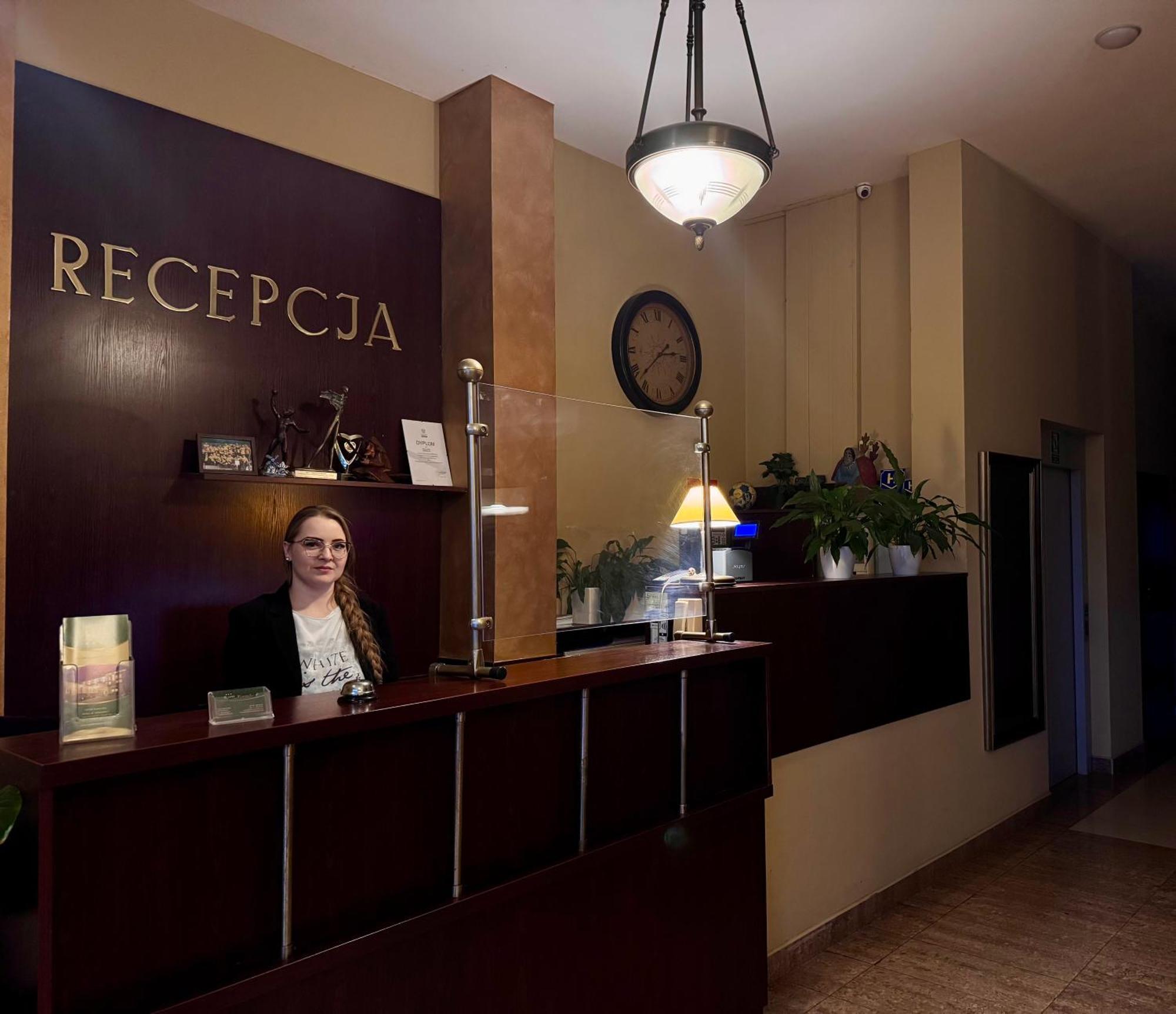 Hotel Kameralny Kielce Esterno foto